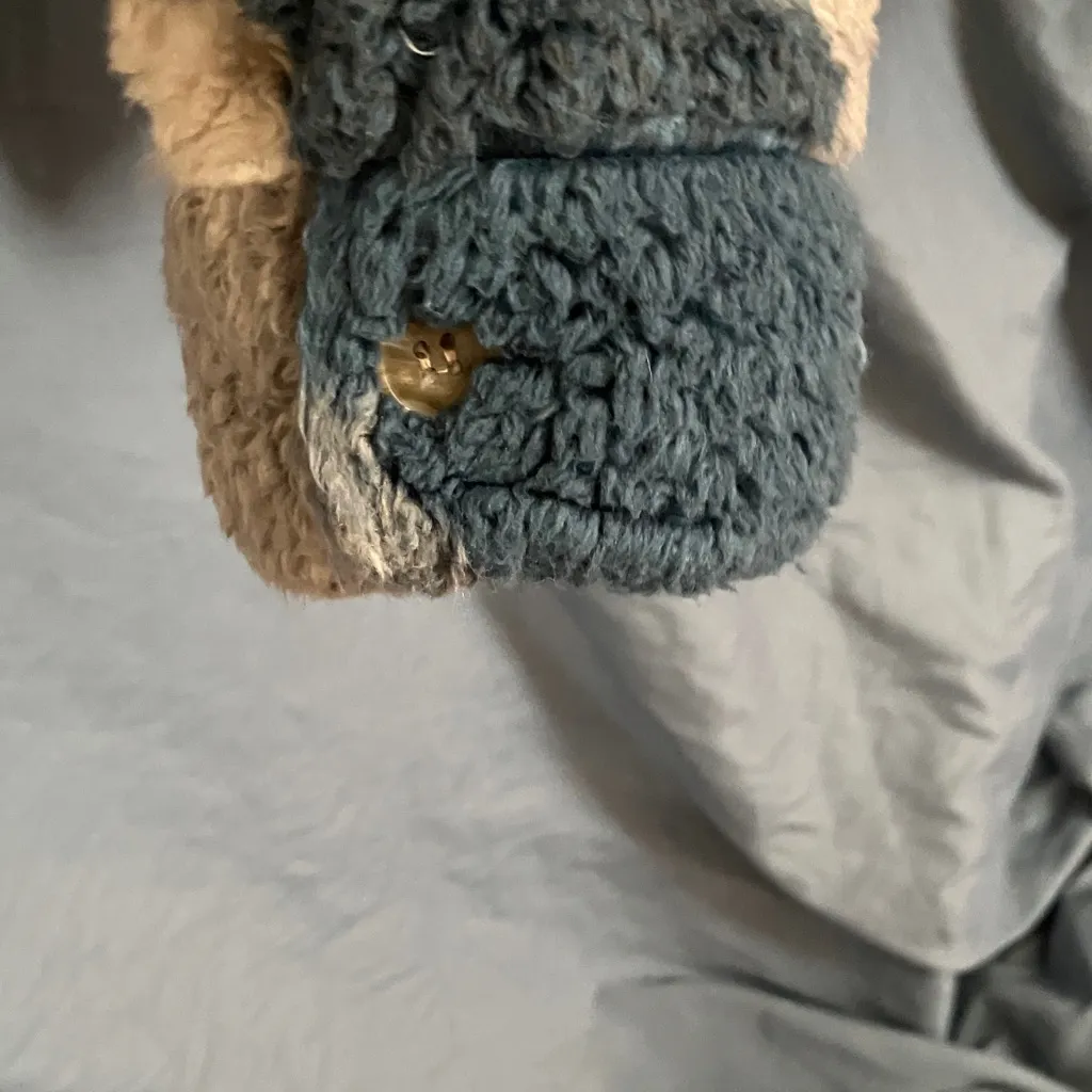 Thread+Supply: Blue & Beige Plaid Sherpa Jacket - Image 8