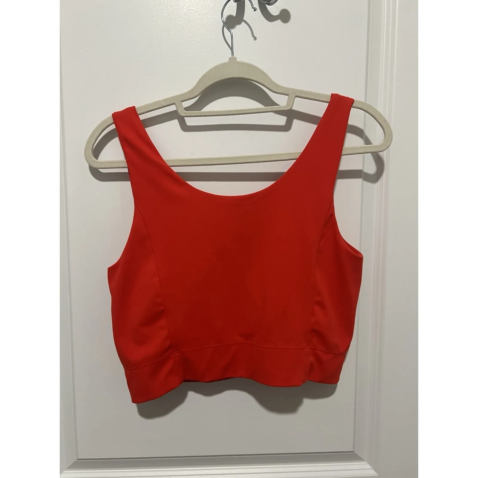 Lou & Grey Scoop Neck Cropped Tank Size Large Athletic Yoga Pilates Womens - Image 2