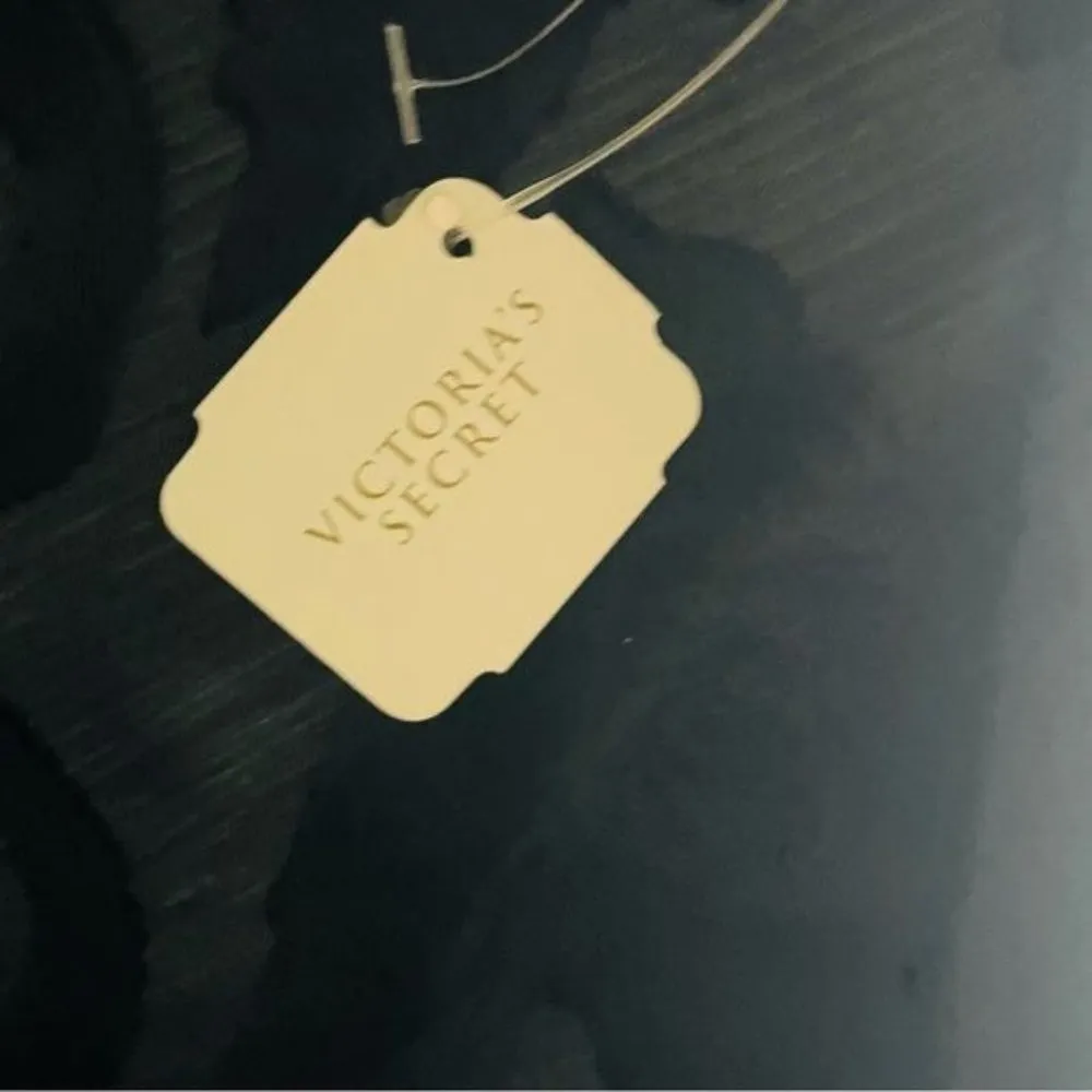 Nwt Victoria's secret Vintage silky sheer short sleeve shirt pajama set medium b - Image 9