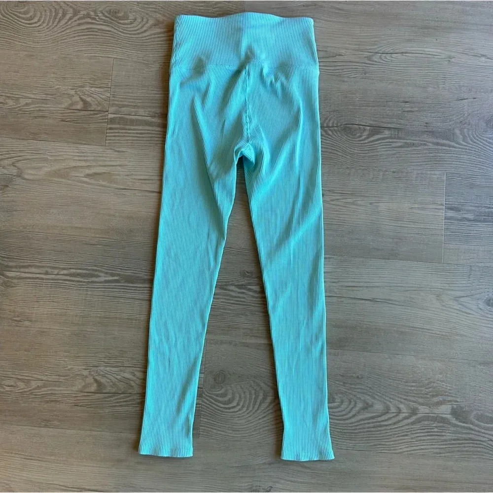 Carbon38 size small light blue ribbed leggings - Image 2