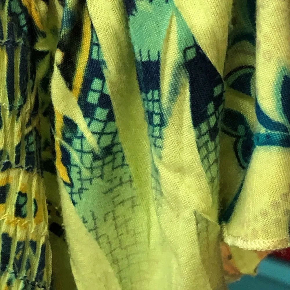 New Directions Petite Medium Paisley Lime Green Top Size undefined - Image 5