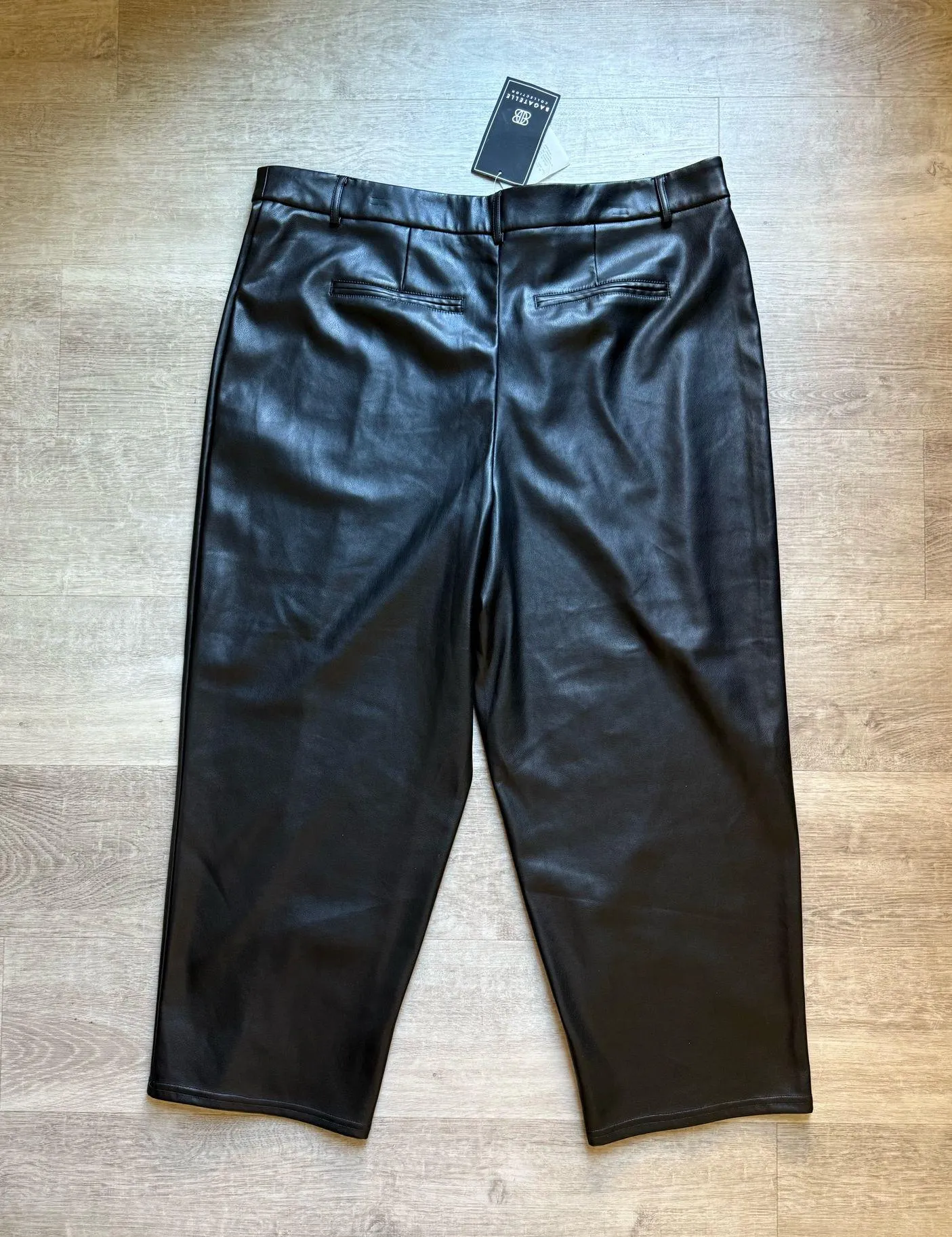 (NWT) Bagatelle Collection Faux Leather High Rise Ankle Pants Size 1X - Image 6