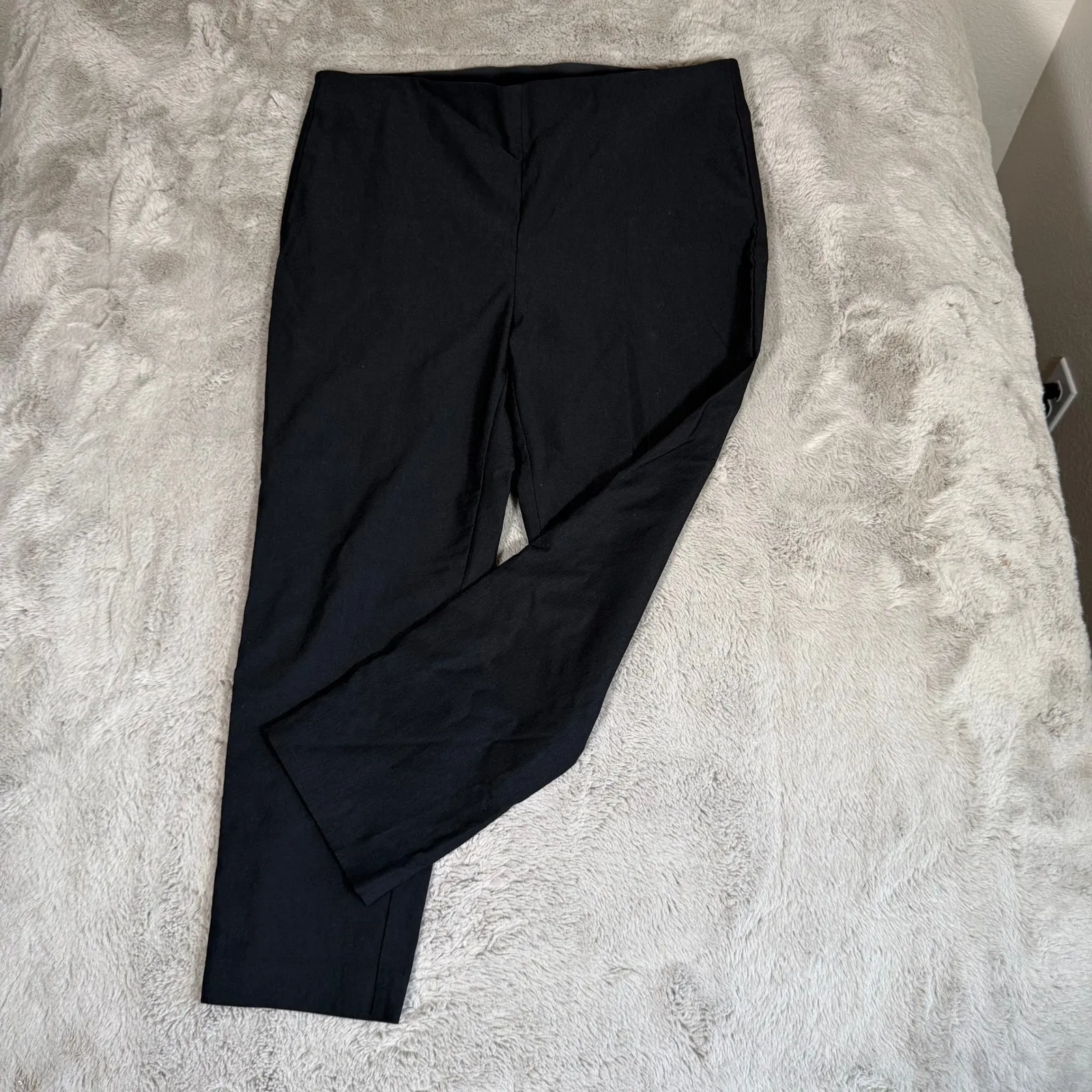 Chico's‎ Black Ponte Knit Slim Leg Ankle Pants with Button Detail Size 3R 16R - Image 5