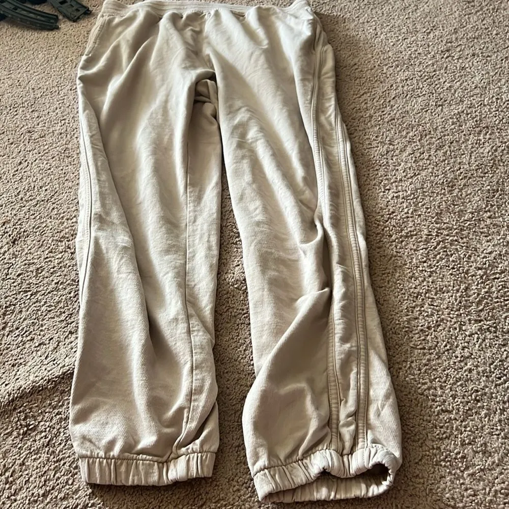 Aerie beige jogger pants M - Image 2
