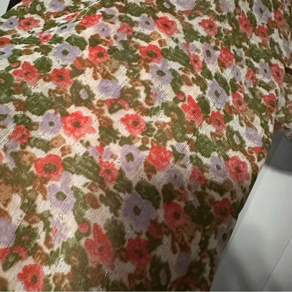 Lush Floral Blouse with Pink and Green Accents - Image 5