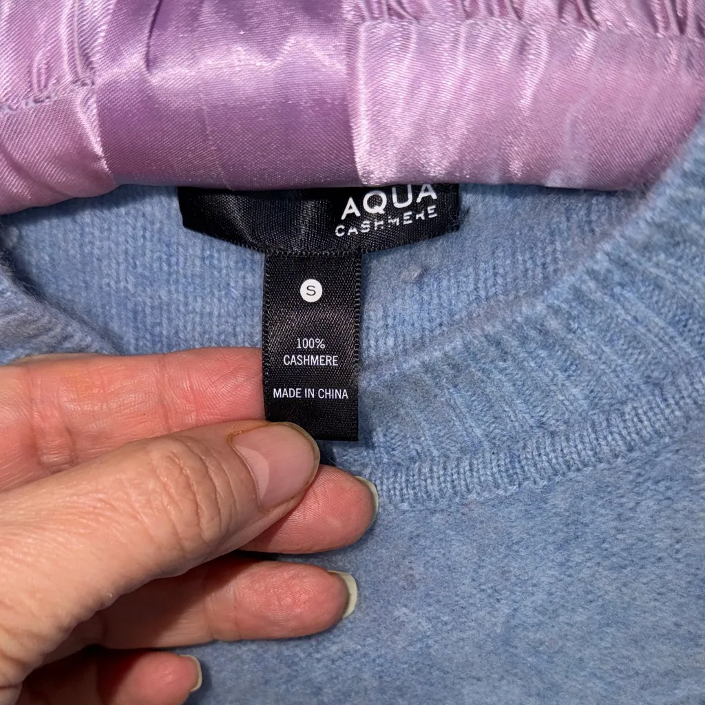 Aqua Cashmere Light Blue Cable Knit Sweater - Image 9