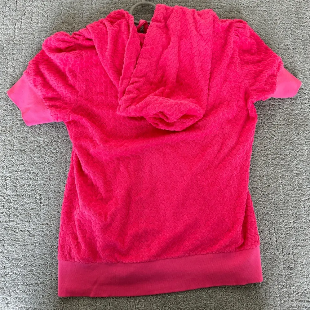 Juicy Couture Pink Terry Heart Short Sleeve Hoodie - Image 3