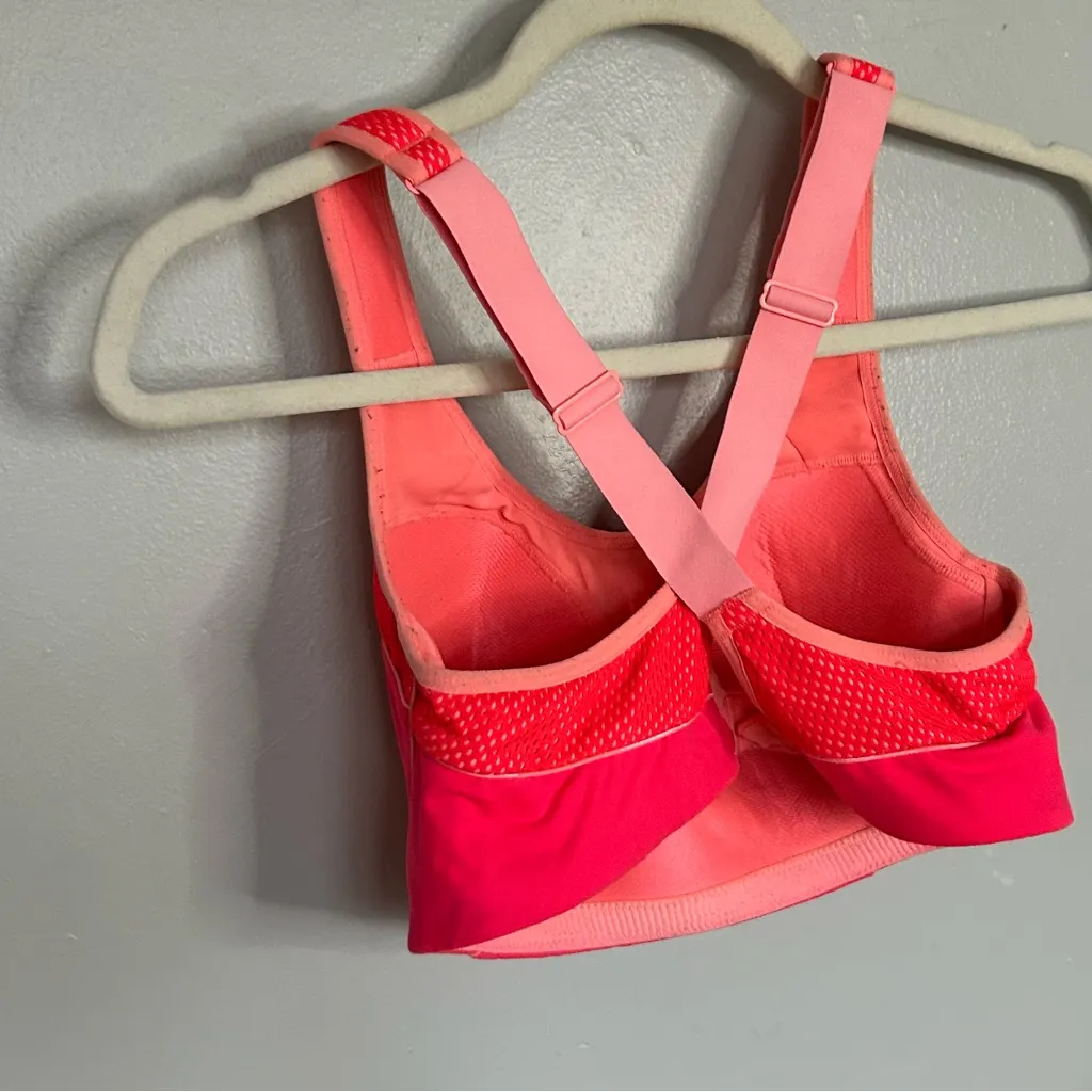 VSX Women's pink Sports Bra - Image 4