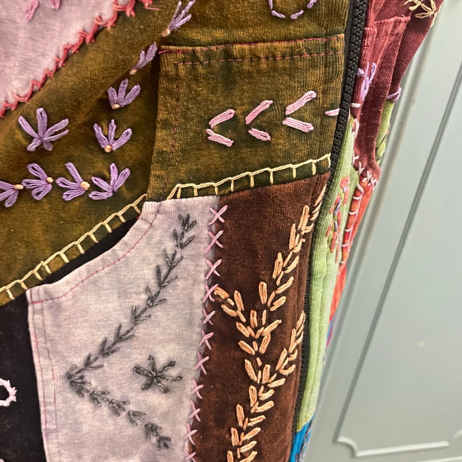 Rising Tide Patchwork VTG Y2K Full Zip Hooded Jacket Bohemian Artsy Eclectic Med Pink - Image 3