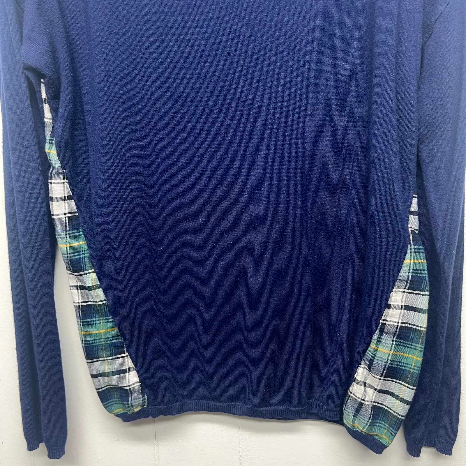 Skies Are Blue Bohemian Navy Blue Plaid Women's Pullover Sweater Size Medium - Image 4