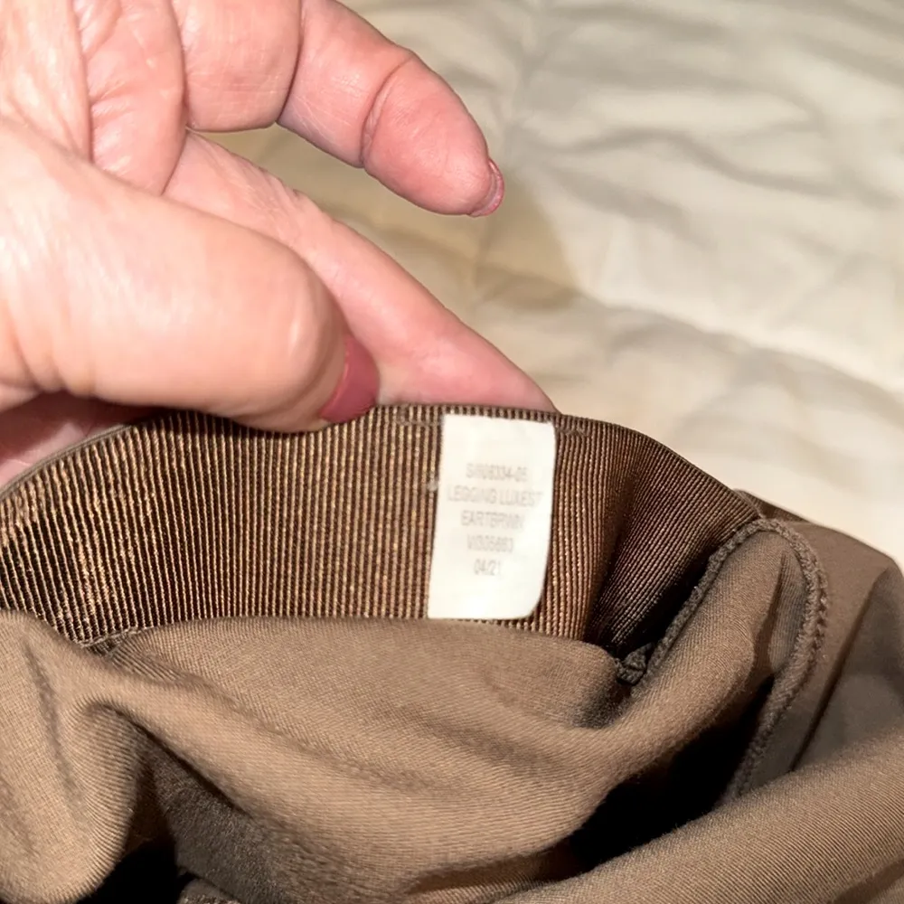 Banana Republic luxe earth brown high rise skinny leggings. Elastic waist.SizePS - Image 5