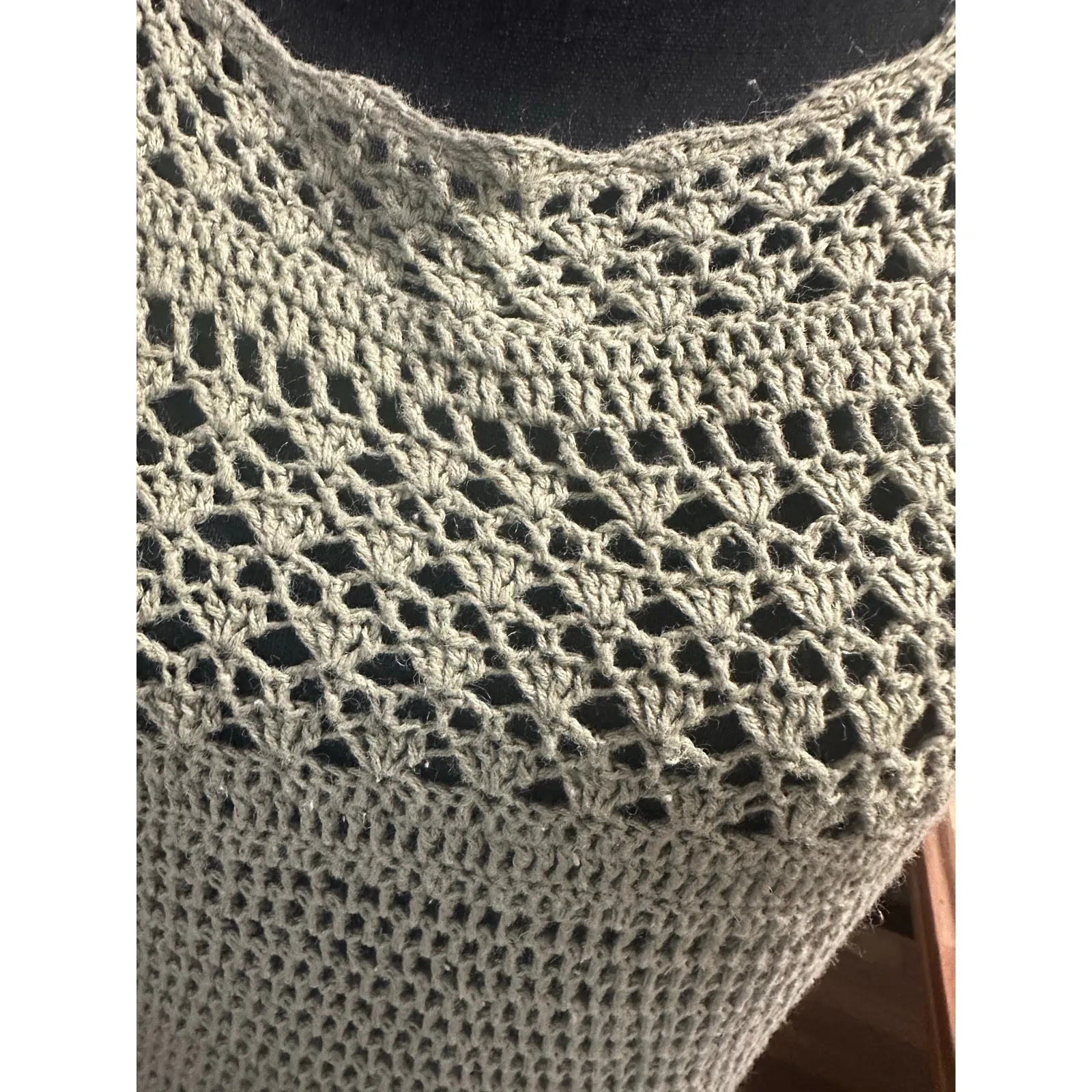 Chadwicks Green Crochet Layer Top with Scallop Hem – Boho Chic - Image 2