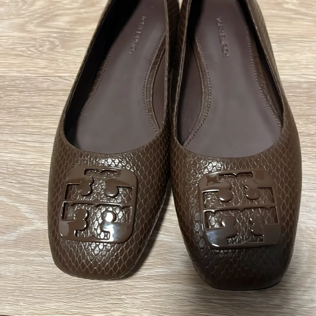 TORY BURCH (NWOT) Georgia Snakeskin Ballet Flat, Chocolate Brown, Size 6.5 - Image 3