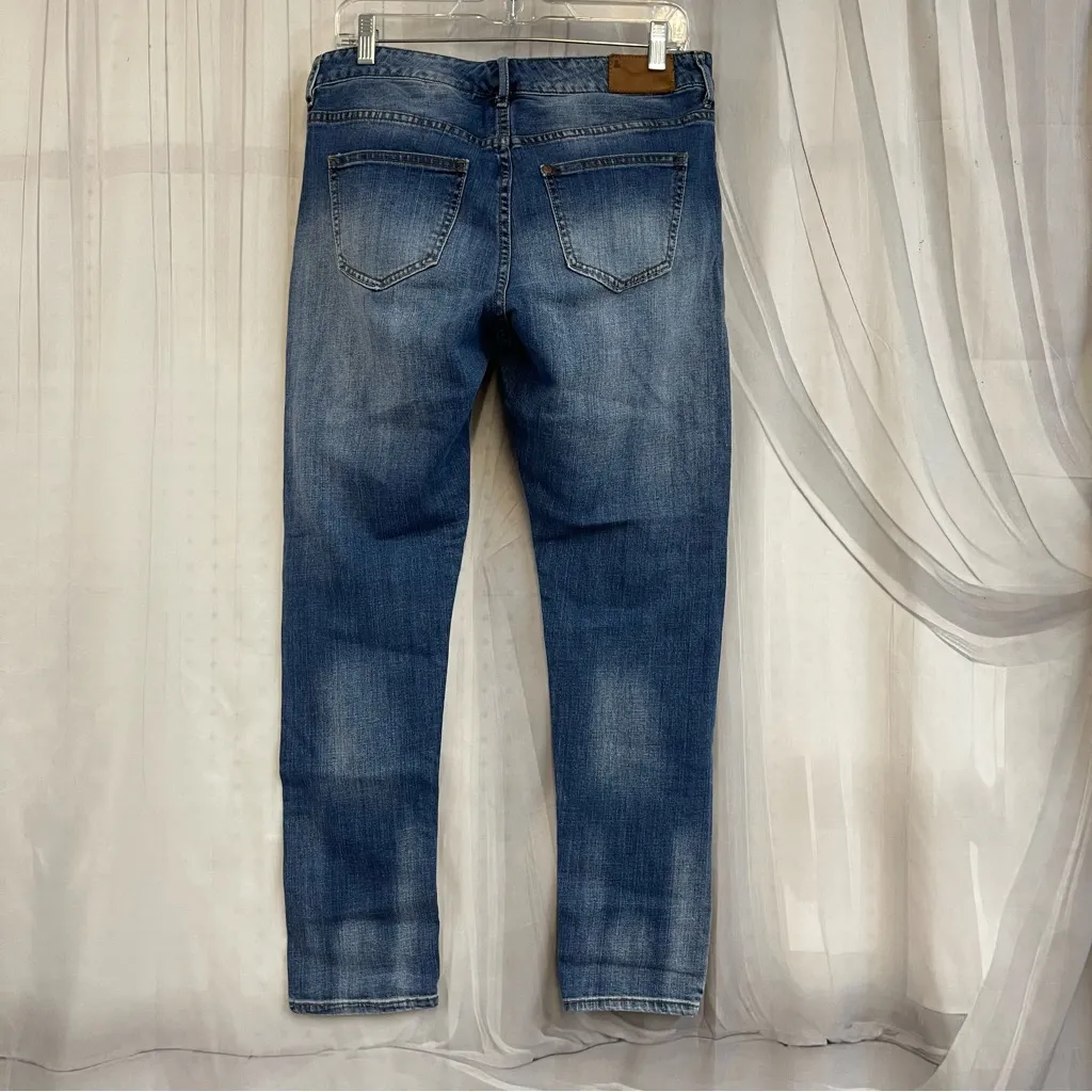 H&M Boyfriend Low Waist Tapered Leg 28x32 Classic Blue Denim Jeans - Image 2