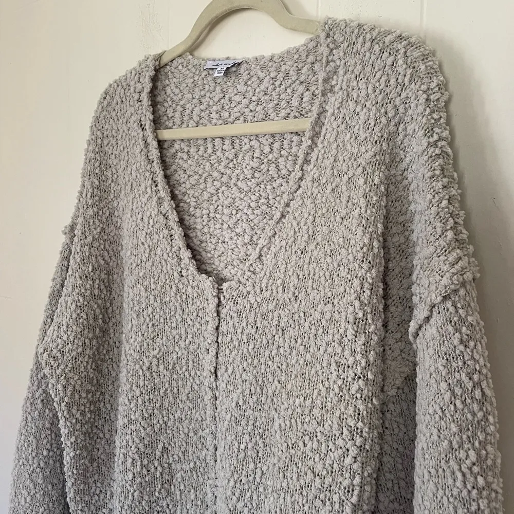 White Birch V-neck Fuzzy Ivory Sweater ~ Bell Sleeves ~ Women’s Sz M - Image 4