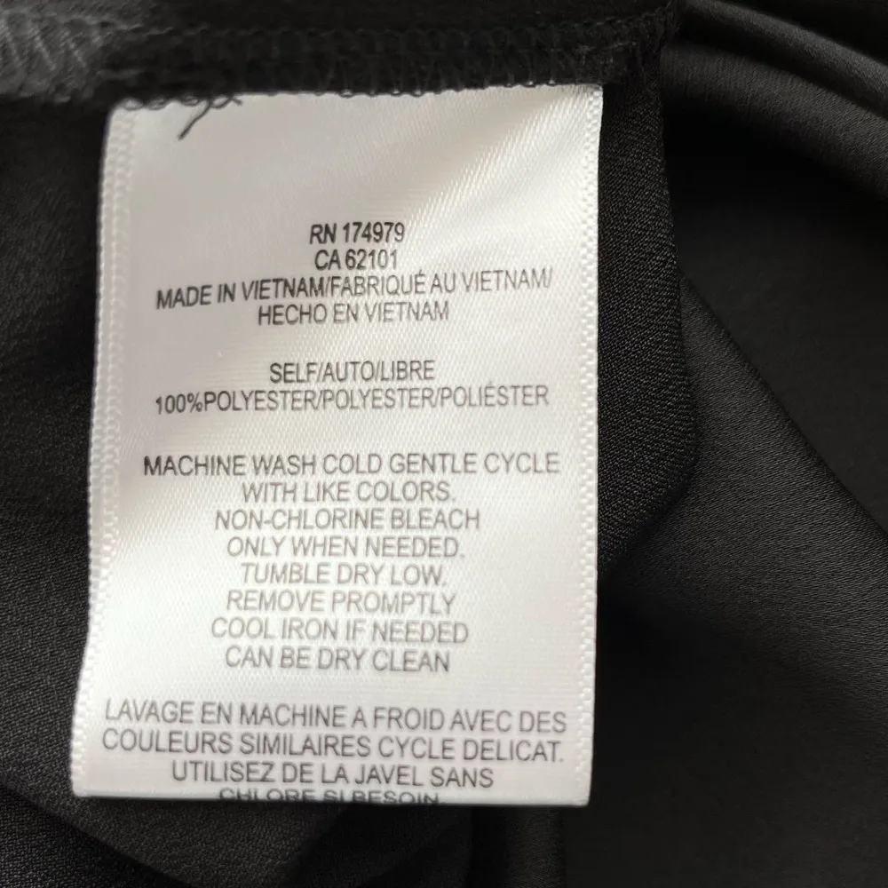 BCBGMAXAZRIA V-Neck Asymmetric Hem Side-Tie Long Sleeve‎ Blouse in Black, XS - Image 11