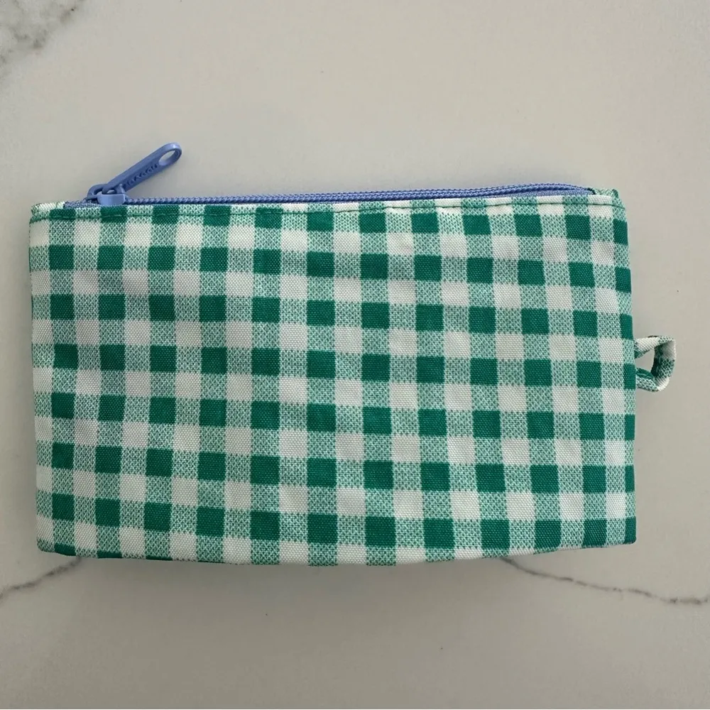 NWT BAGGU Go Pouch Set of Two in Large and Small Size Green and White Gingham - Image 5
