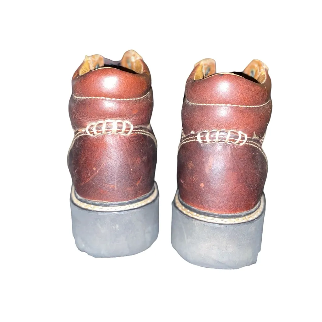 Ariat canyon boots size 6B - Image 2