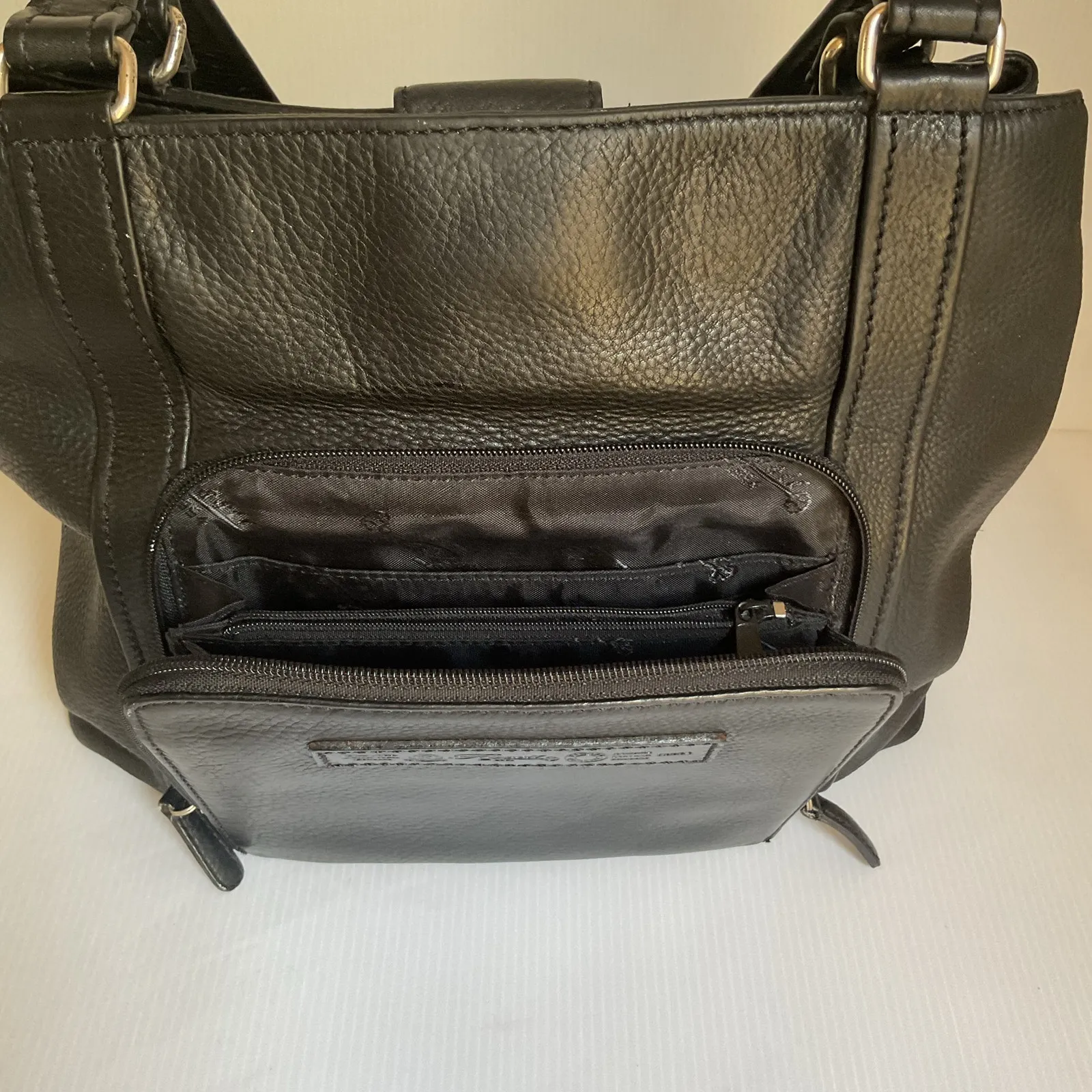 Fossil Genuine Leather Black Tote Shoulder Bag Vintage Y2K Classic Carryall Bag - Image 7