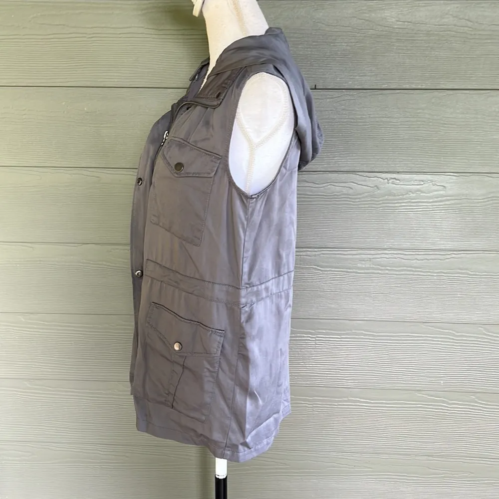Me Jane Hooded Full Zip Utility Vest - Image 3