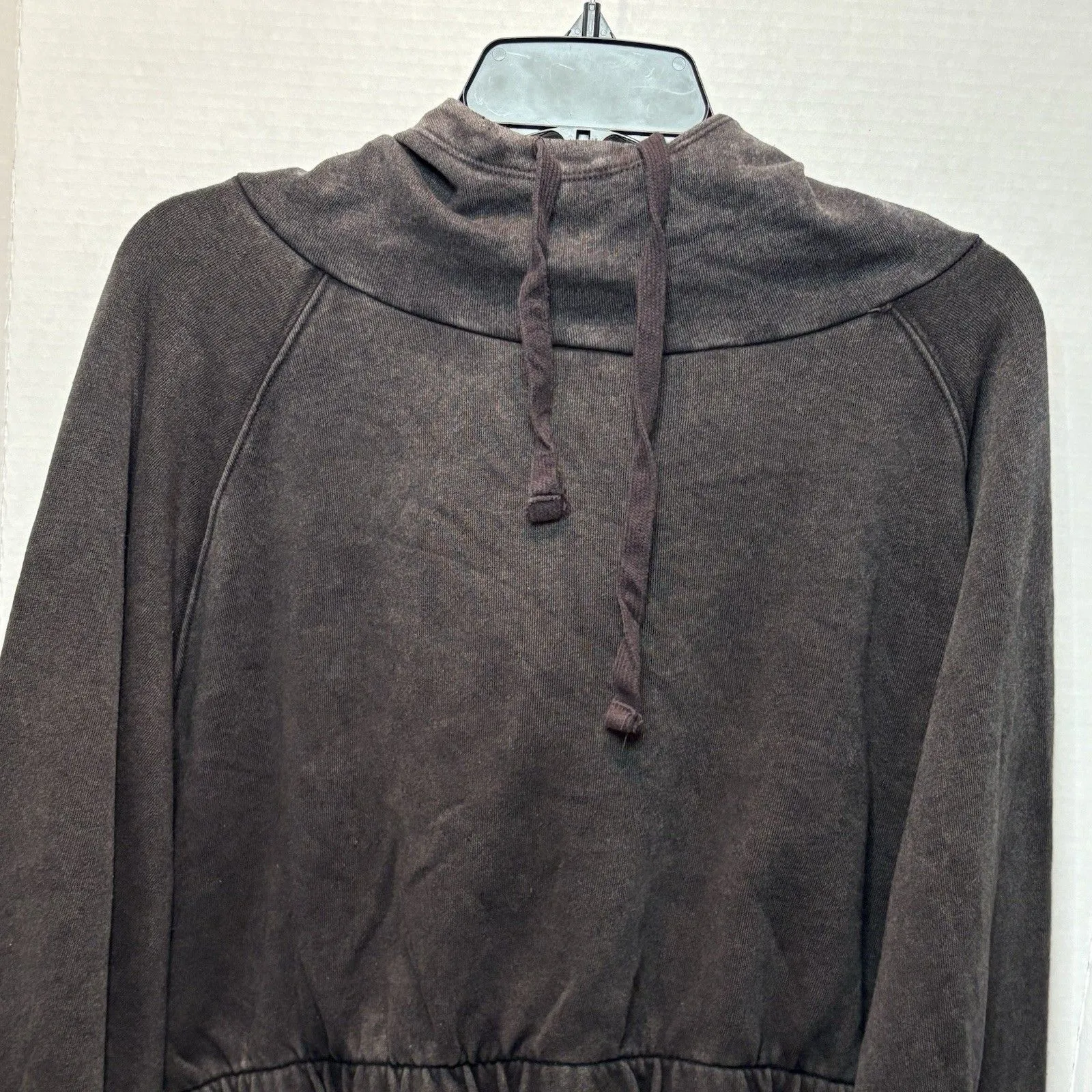 Aeropostale Women's Gray Drawstring Pullover Hooded Hoodie Crop Sweatshirt XL - Image 2