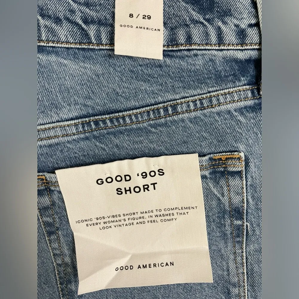 NWT Good American Good 90’s Denim Shorts in Indigo Distressed Size 8 - Image 11