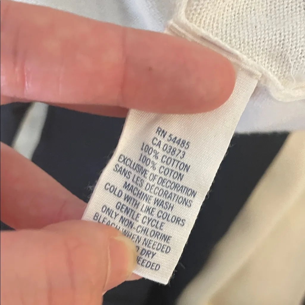 American Eagle Outfitters Cream Button-Up Cardigan Size Medium - Image 5