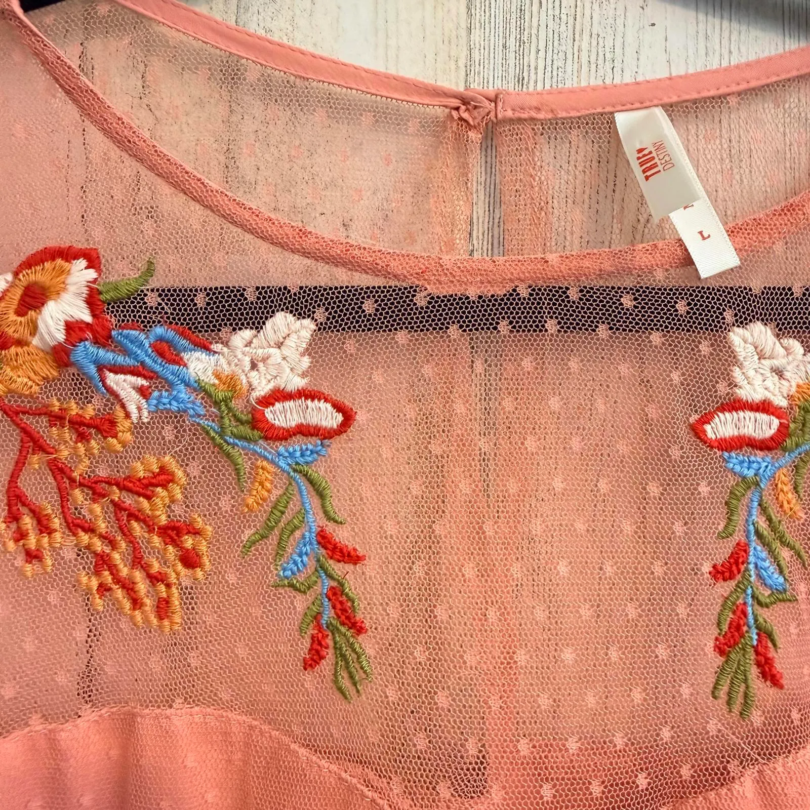 True Destiny Women's L Embroidered Mesh Dress Peach Floral Boho Bell Sleeve - Image 9