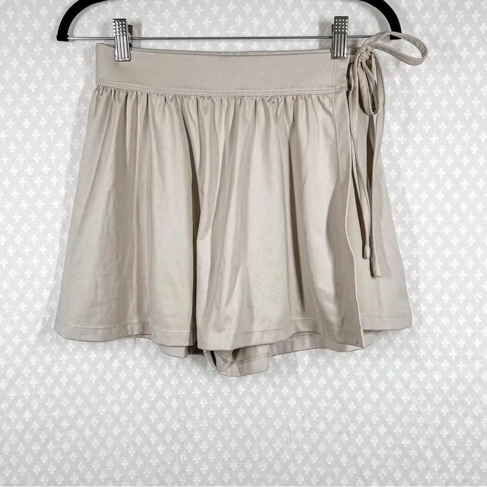 Madewell‎ MWL Tan Cream Flex Wrap Skort - Image 2