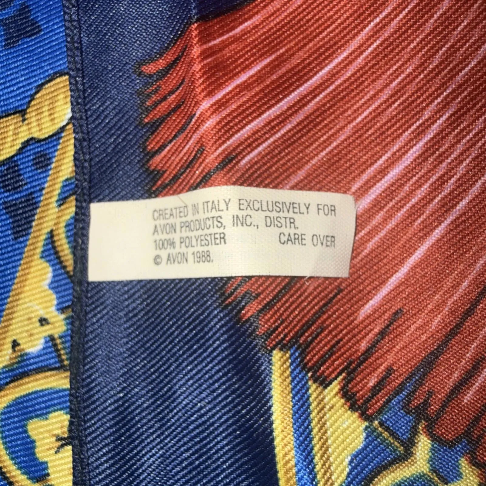Vintage Avon 1980’s Italian Designer Old Money Rectangle Classy Italy Scarf - Image 3
