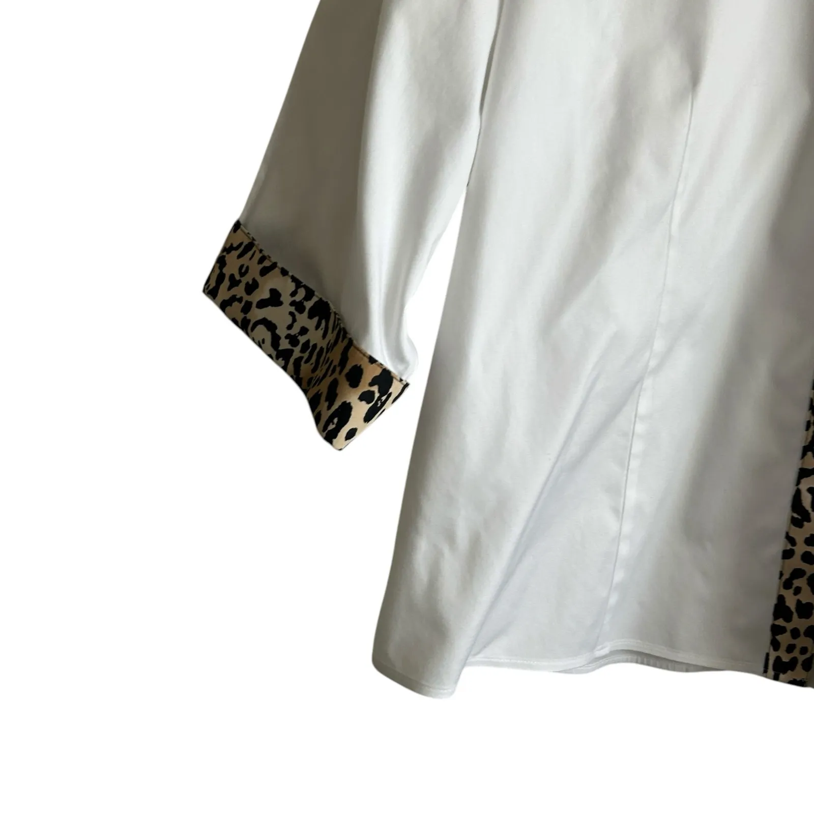 Chicos 4 Women Top 2X White Cheetah Trim‎ Button Up Chic Contemporary Office - Image 7