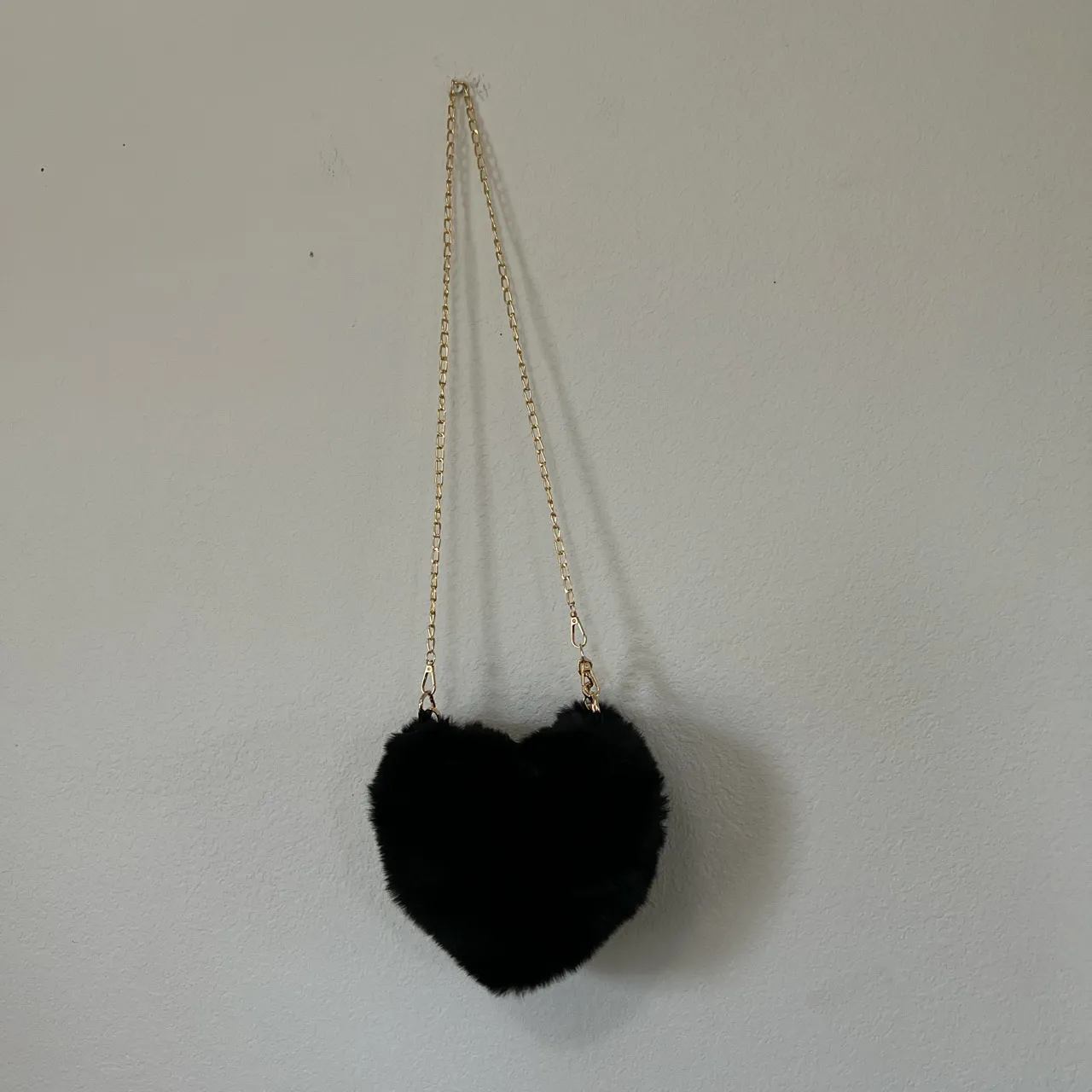 Forever 21 Black Fuzzy Heart Purse - Image 3
