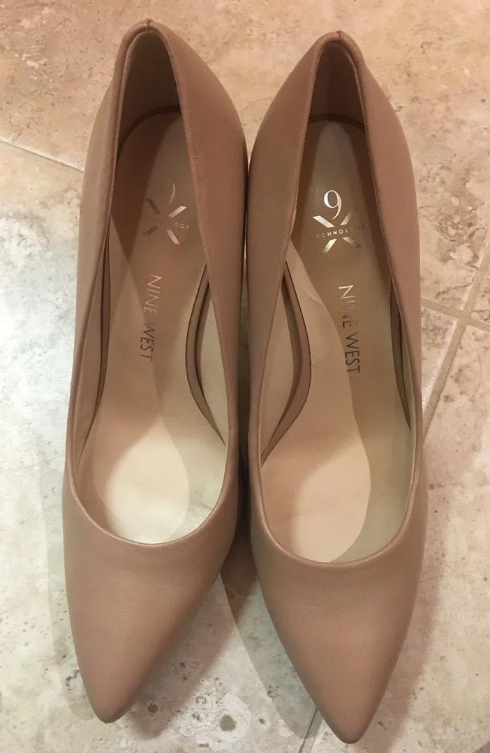Nude Pumps - Image 2
