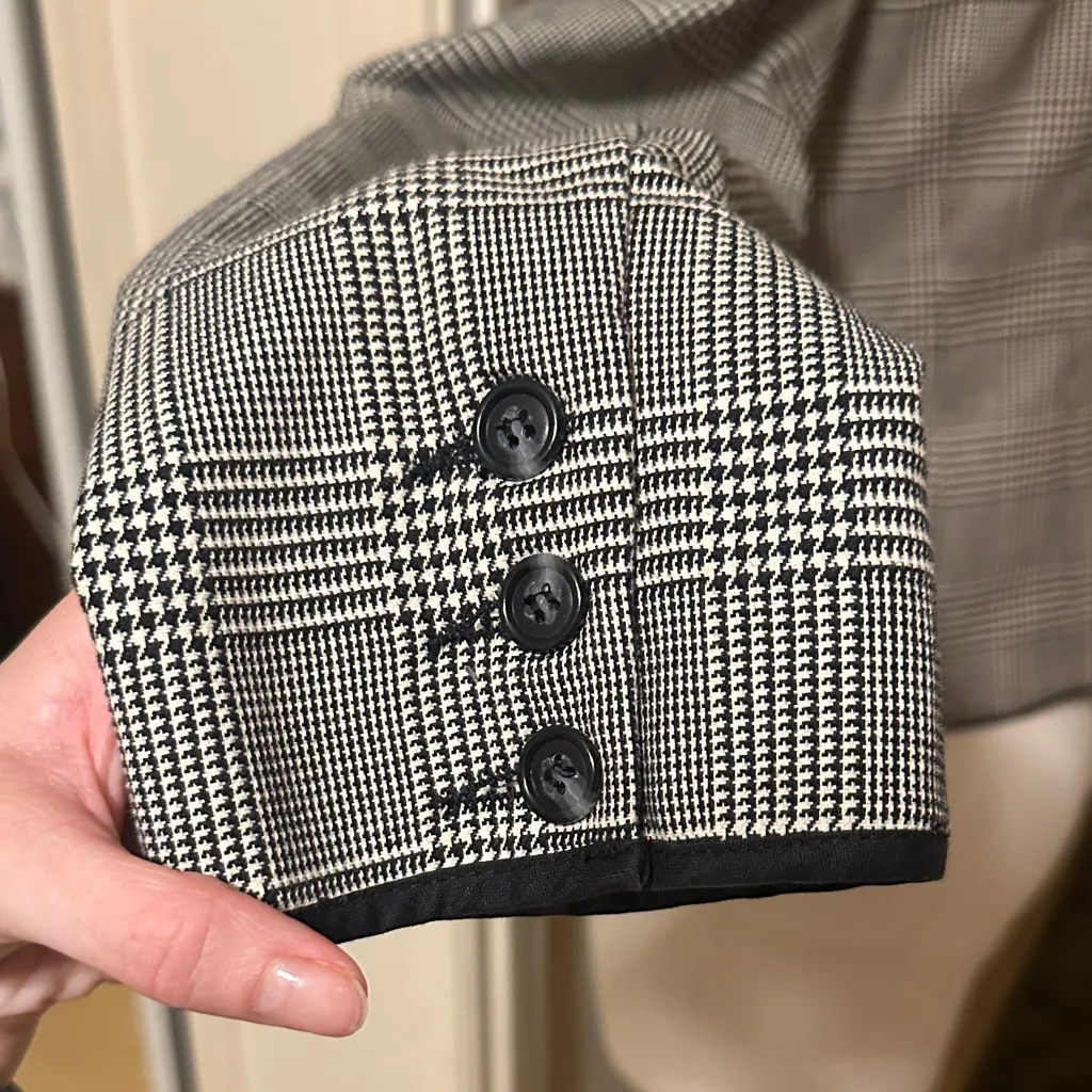 Vintage Houndstooth Plaid Blazer - Image 5