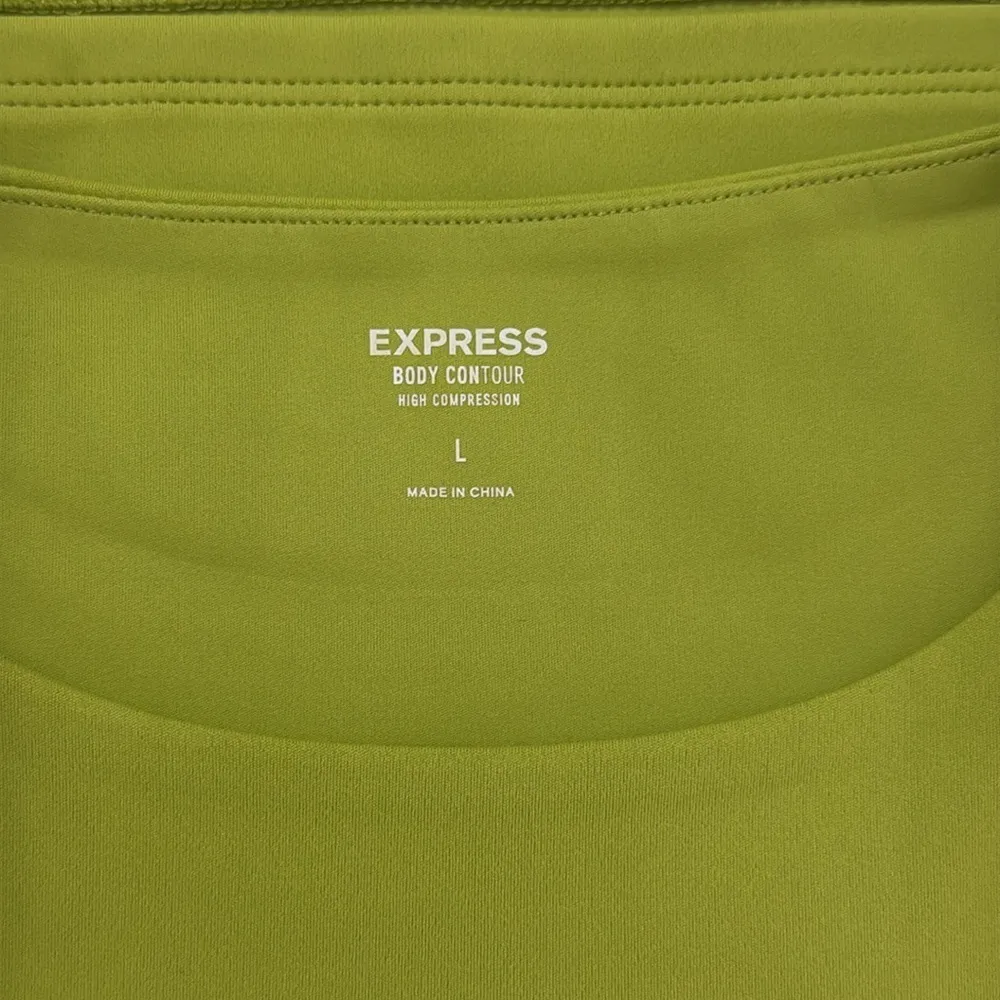 Express Body Contour Crop Top - Image 5