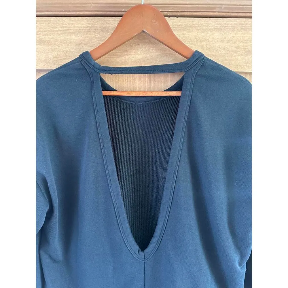 Nike Dri-Fit Black Deep V Open Back Pullover Crewneck Sweatshirt Women’s Small​ - Image 6