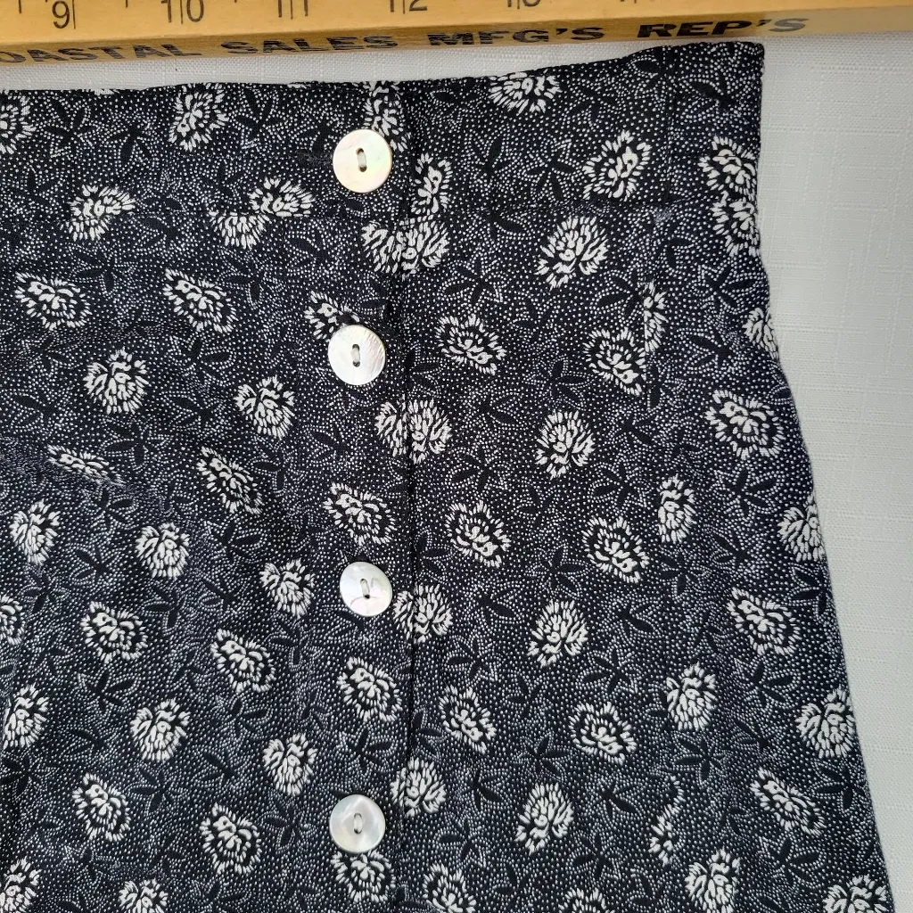 Vintage Studio Floral Button - Image 6