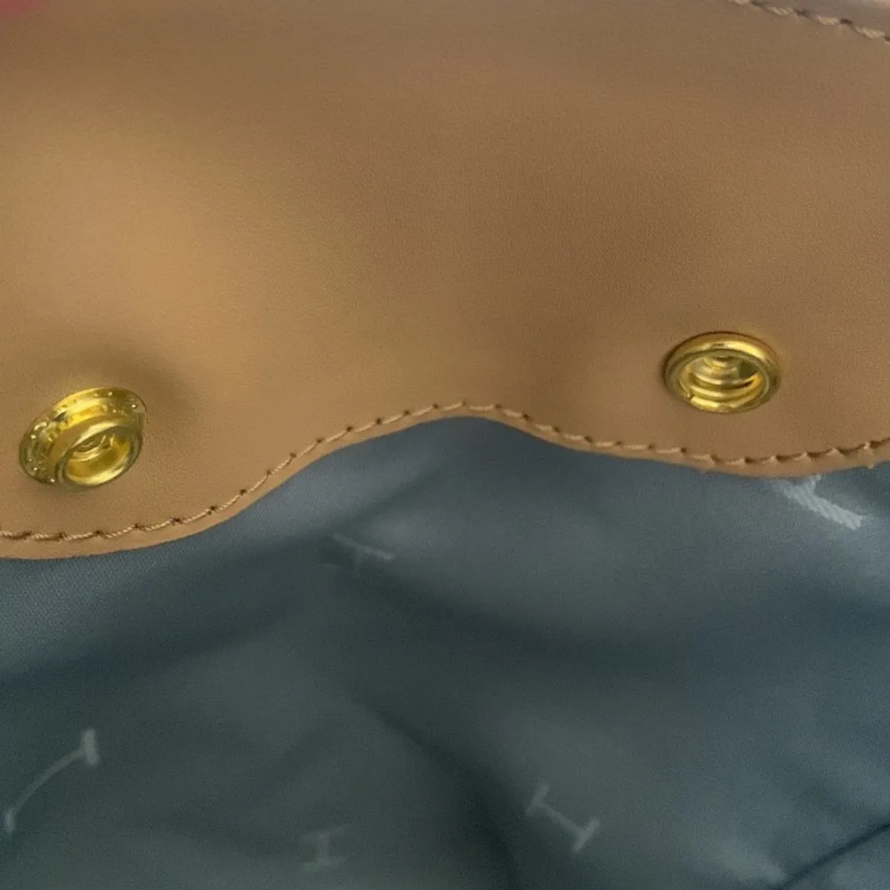 H by Halston tan and white snake embossed leather shoulder bag pre loved - Image 11