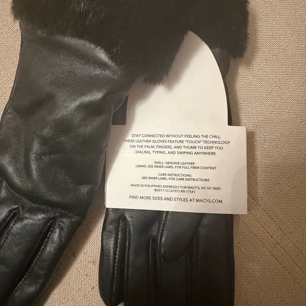 Charter Club New!  Black Leather Touchscreen Gloves - Image 3