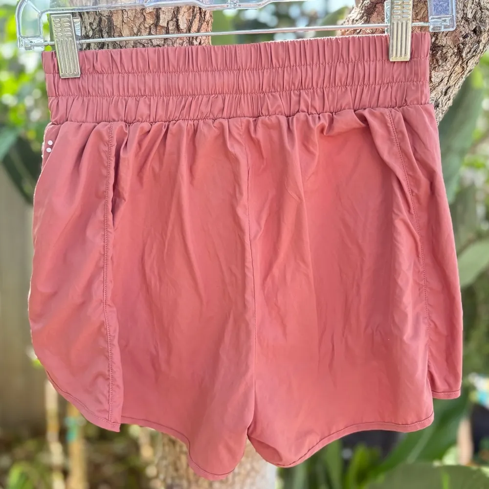 ACTA Women's High Waisted Active Shorts with Built in Liner Size Small - Image 7