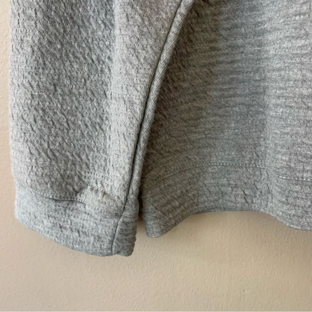 NWT  Long Sleeve Grey Pullover Sweater Size Medium - Image 6