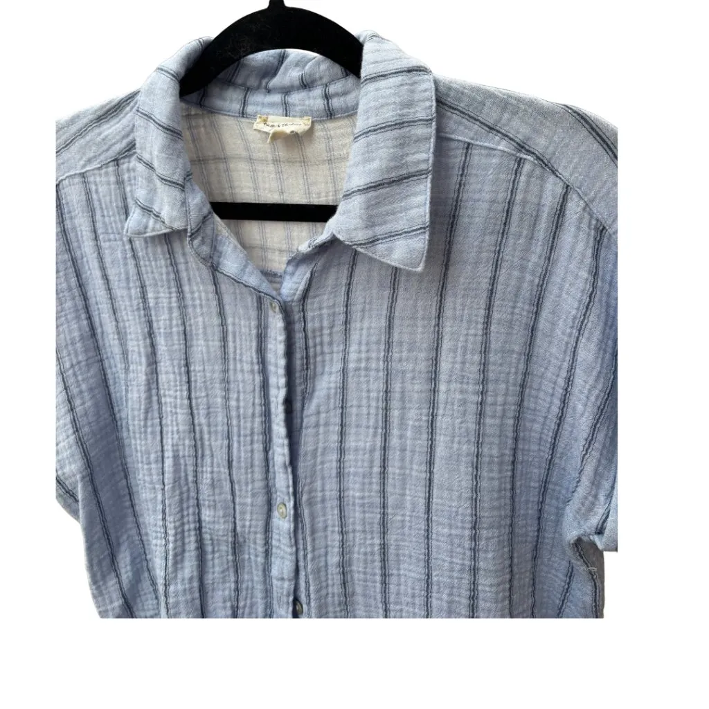 49. Hem & Thread Women’s Blue Striped Gauze Button Down Top – Size Medium - Image 5