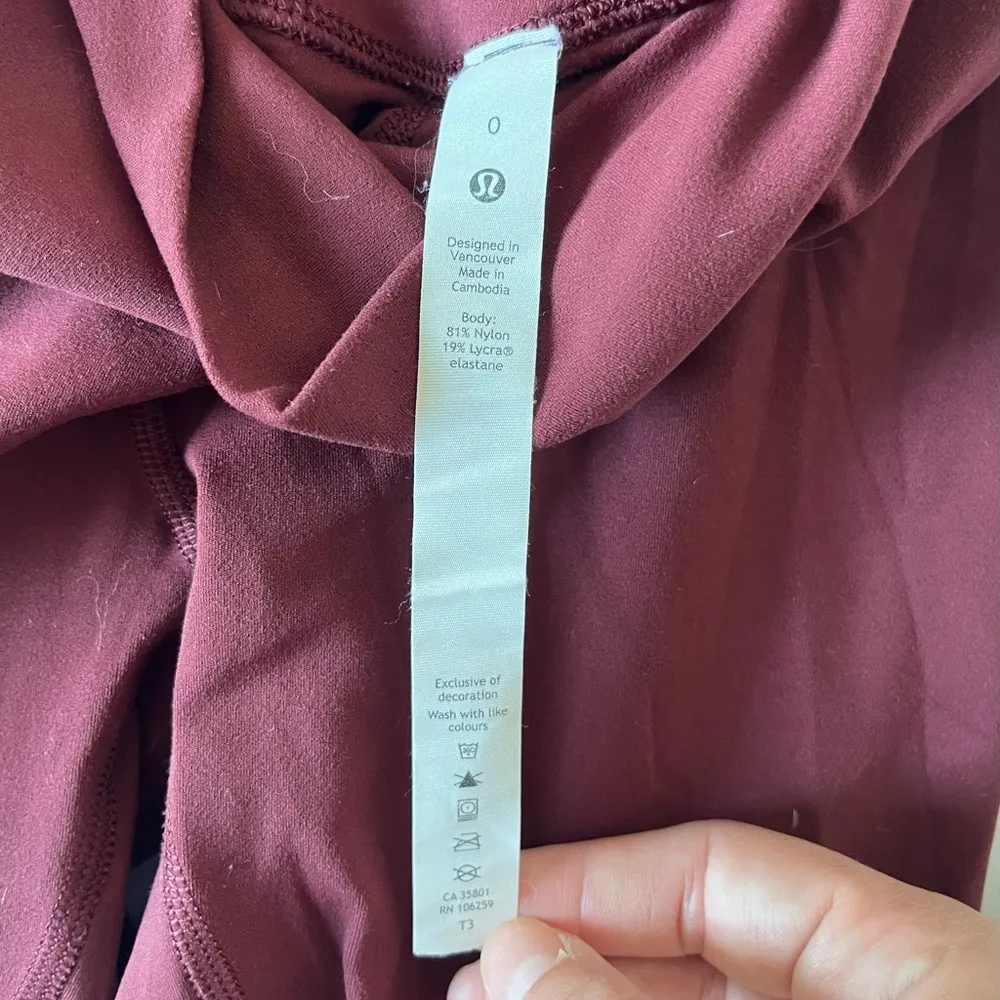 Lululemon Athletica High Rise Align 28” Cassis Colored Leggings W5CTES  SIZE 0 - Image 8