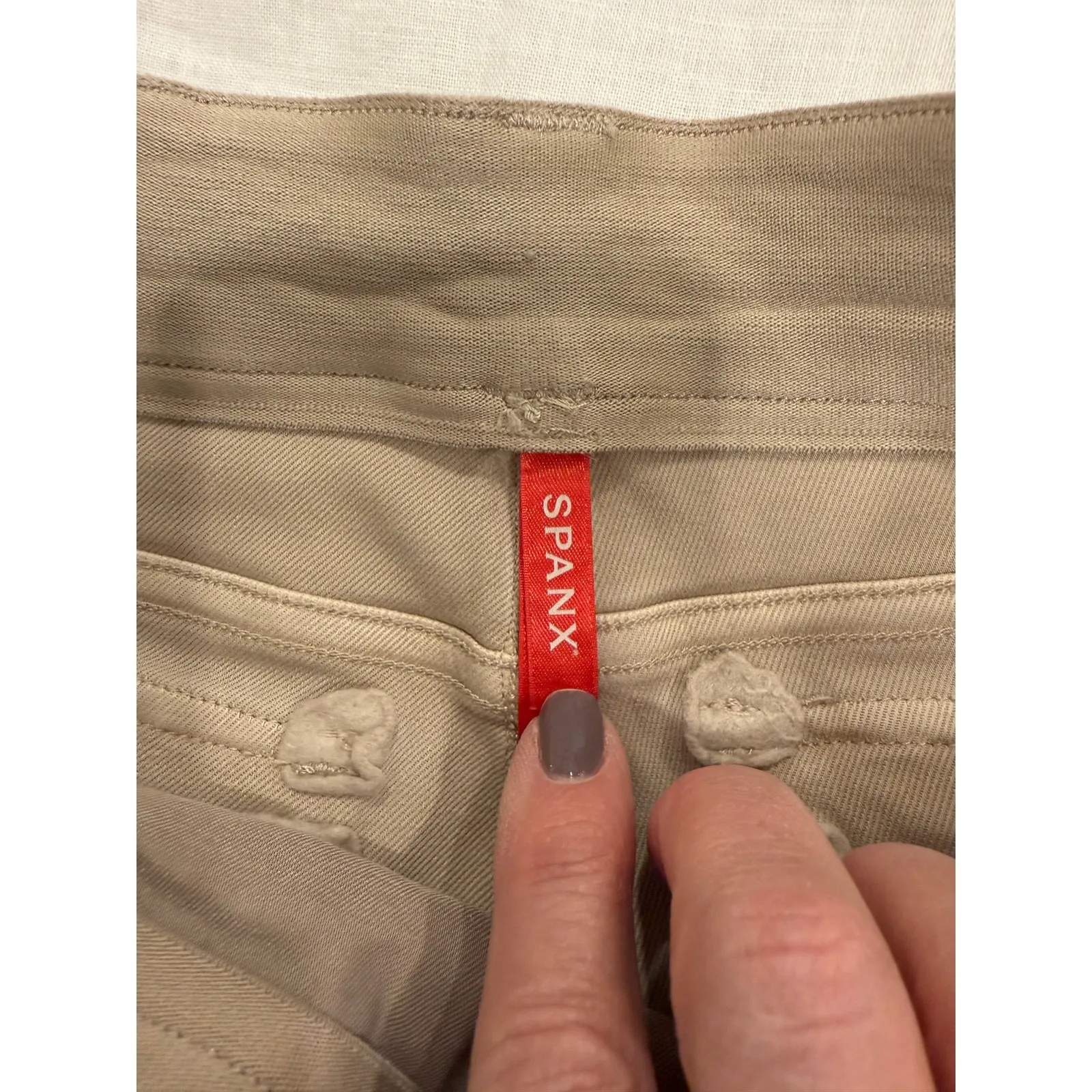 Spanx Mid Rise Stretch Twill Crop Wide Leg Pants Beige Women's Size Medium - Image 6