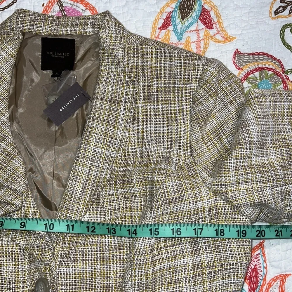 The Limited Collection large gold tan jacket textured with belt three buttons - Image 7