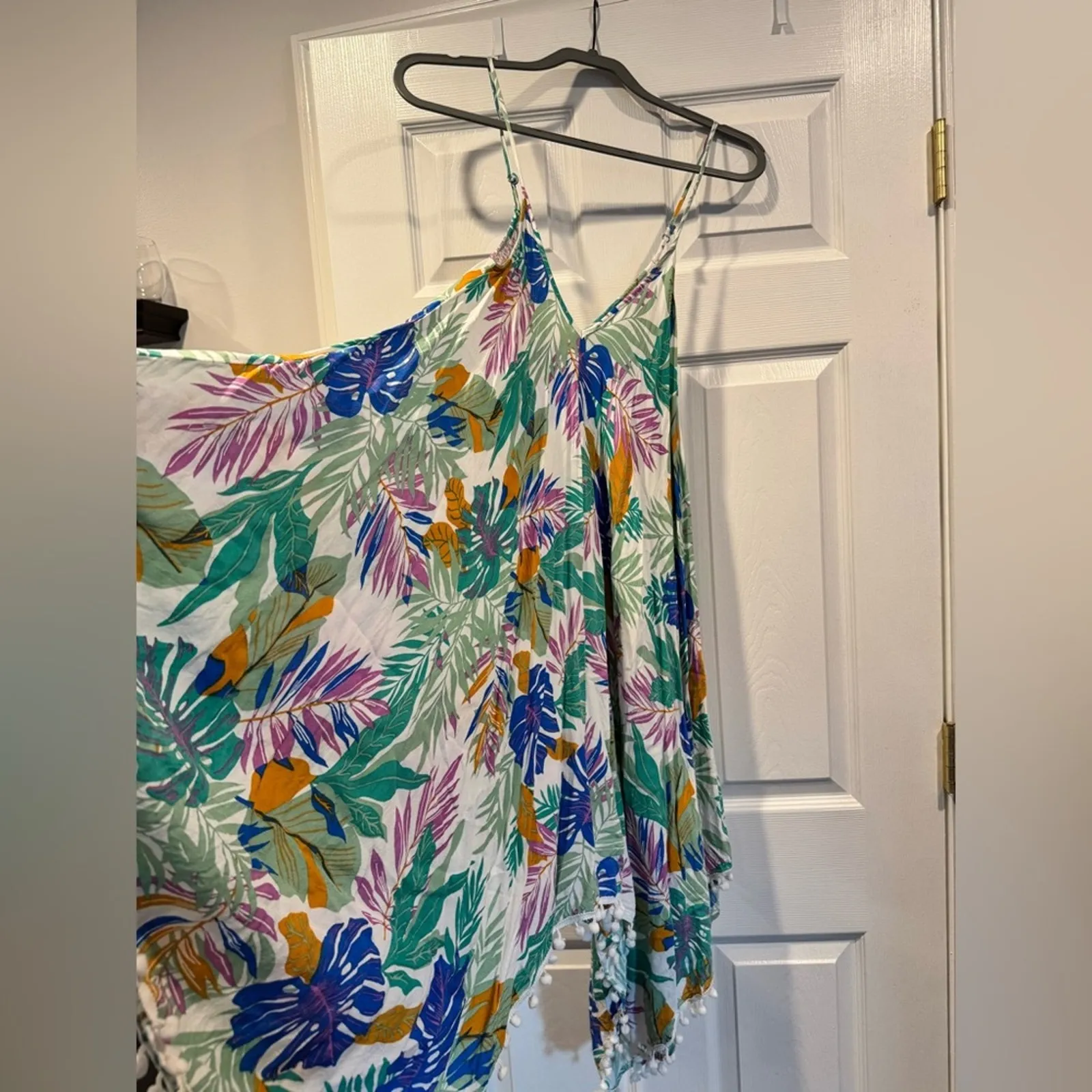 Goa Beachwear Dress / swim/beach cover up / tropical print / size large / NWOT - Image 3