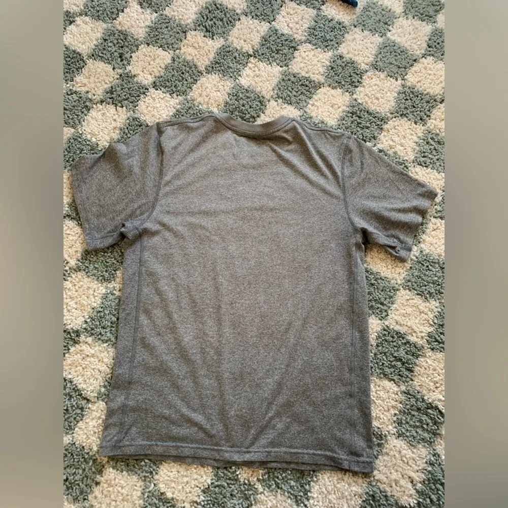 Nike Dri Fit T-shirt Workout Shirt Gray Black Size S Activewear Comfy T-shirt - Image 5