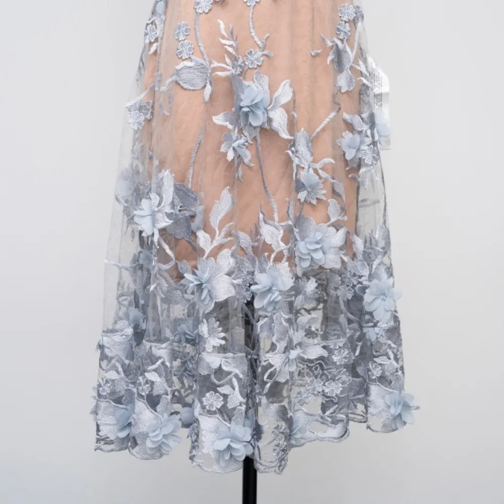 Dress the Population. Audrey Floral Midi Dress. - Image 11