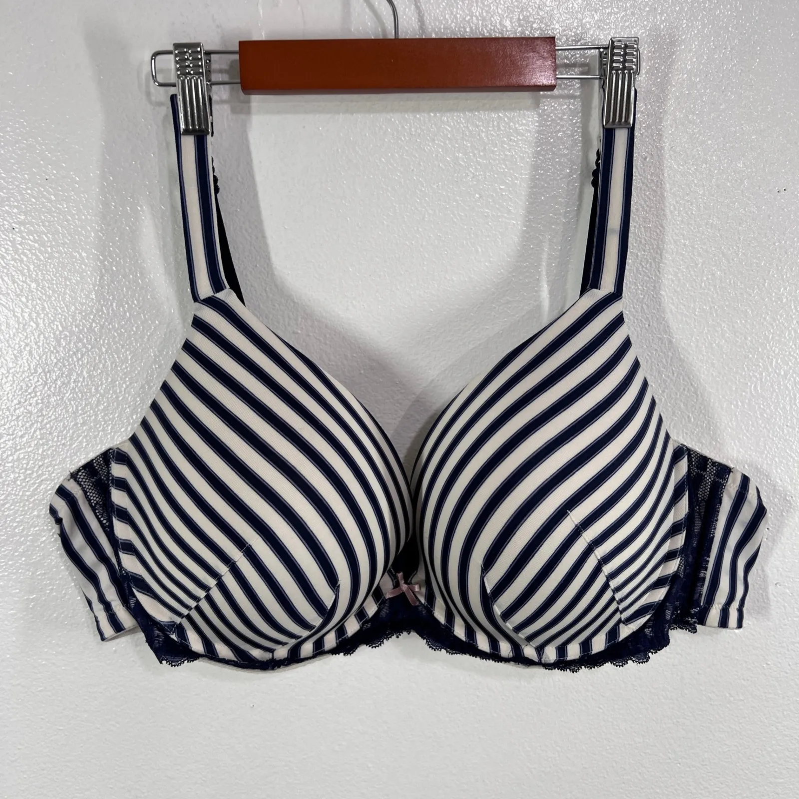 Cacique Striped Padded Bra 46C Underwire Full Coverage Lace Trim Plus Size Navy‎ - Image 2