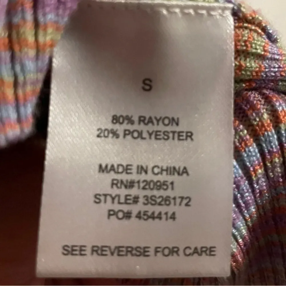 Pink Rose Women's Long Sleeve Rainbow Sweater Top Size Small Casual Soft Cozy - Image 4